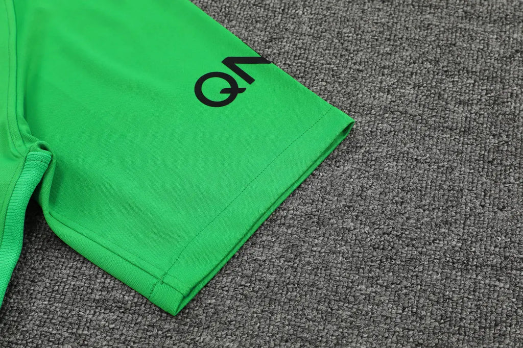 PSG Goalkeeper kit Short sleeves  Full set T-shirt and Short - Football DXB